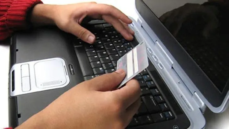 İnternetten kredi kartıyla alışveriş yapanlar dikkat!