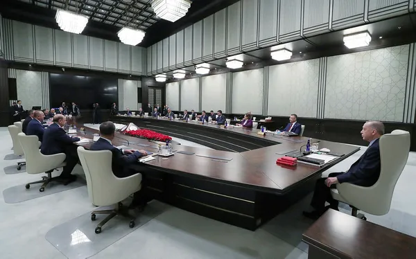 Kurban bayramı tatili kaç gün olacak? Asgari ücrete zam gelecek mi? Memur maaşları için tarih! Başkan Erdoğan’dan Kabine Toplantısı flaş açıklamalar...