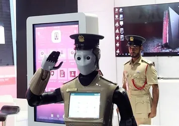 Dubai’nin 'robot polis'leri göreve başladı!