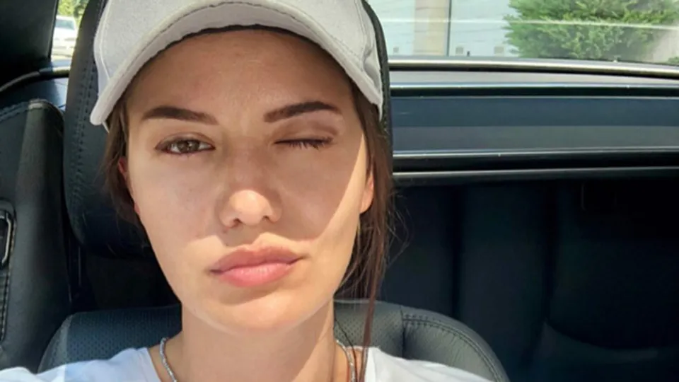 Fahriye Evcen bebeği için servet değerinde teklifi reddetti