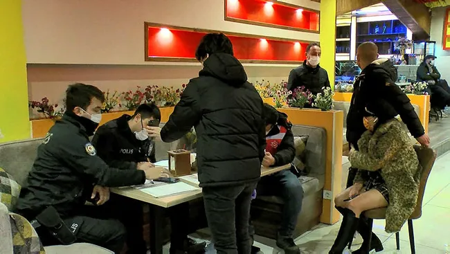 İstanbul’da İran uyrukluların 'Şeb-i Yelda' buluşmasına polis baskını - 5