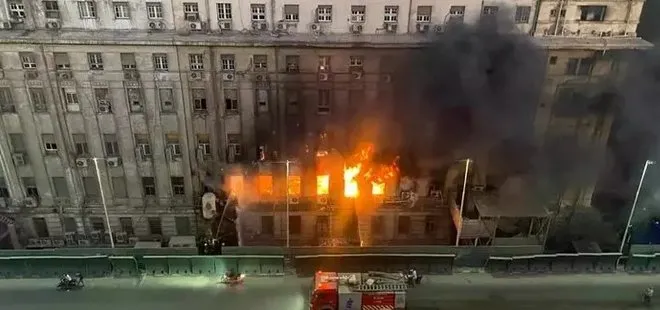 Mısır’da iletişim merkezinde yangın: 4 ölü