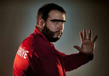 Şahan Gökbakar'dan 'Recep İvedik 5' göndermesi
