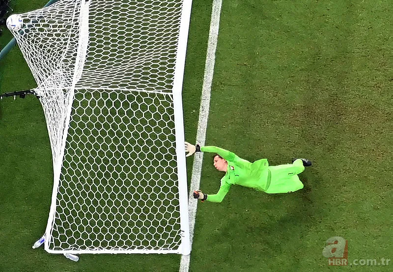 Mbappe çok rahat çok profesyonel! Turu adeta tek başına Fransa'ya getirdi! Polonya evine geri döndü 18