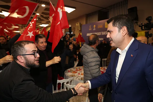 Cumhur İttifakı'nın İBB Başkan adayı Murat Kurum'dan taksicilere büyük müjde - 1