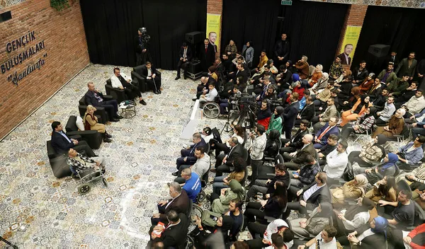 baskan-erdogandan-sanliurfadaki-genclerle-bulusma-programinda-flas-aciklamalar-1670176886125.jpg Başkan Erdoğan: Biz dünyaya değil artık dünya Türkiye'ye baksın - 15