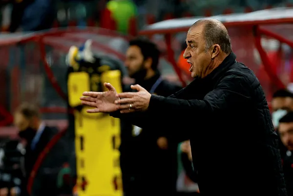 Galatasaray Teknik Direktörü Fatih Terim’den Lokomotiv Moskova zaferiyle ilgili ilk yorum: Oyuncularım gereğini yaptı