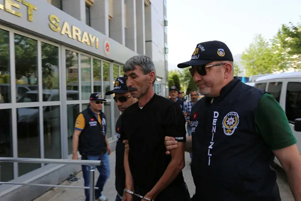 Başsavcısı Alper ve makam şoförünün şehit olduğu kazada yeni gelişme - 1