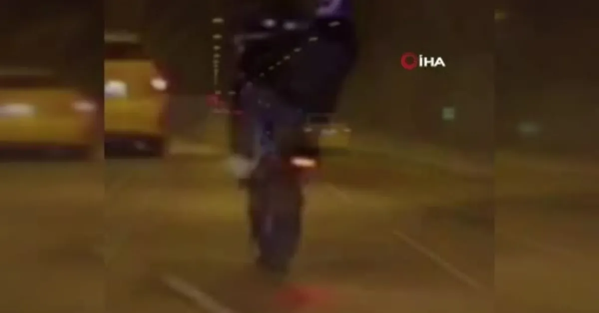 Magandalar İstanbul trafiğinde terör estirdi |Video