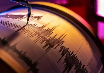 Hatay’da 4 büyüklüğünde deprem