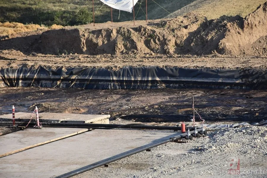 Diyarbakır'da petrol müjdesi bölge halkını sevindirdi: "Buğday, arpa ektiğimiz yerden fışkırdı" 2