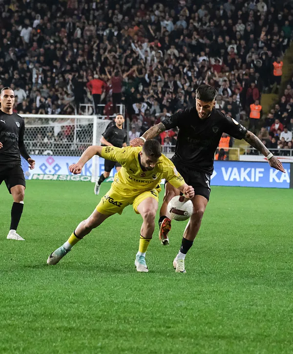 Fenerbahçe güle oynaya zirve koltuğuna! Hatayspor 0-2 Fenerbahçe MAÇ SONUCU