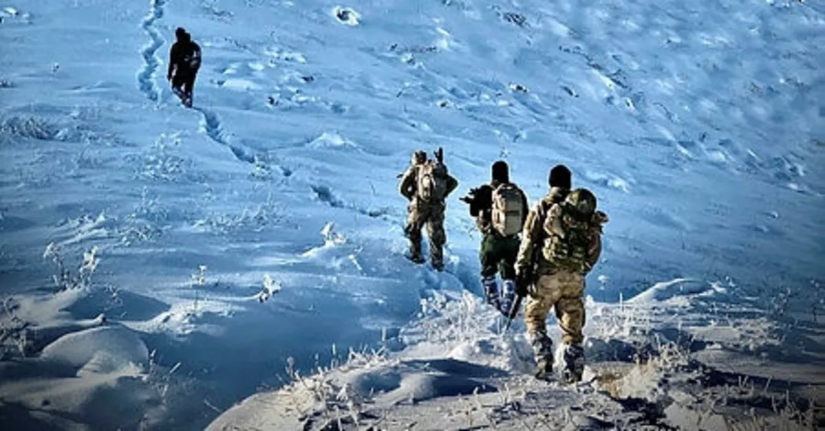 Son dakika: Şırnak'ta 'Kıran 9', Hakkari'de 'Kıran 10' başlatıldı...