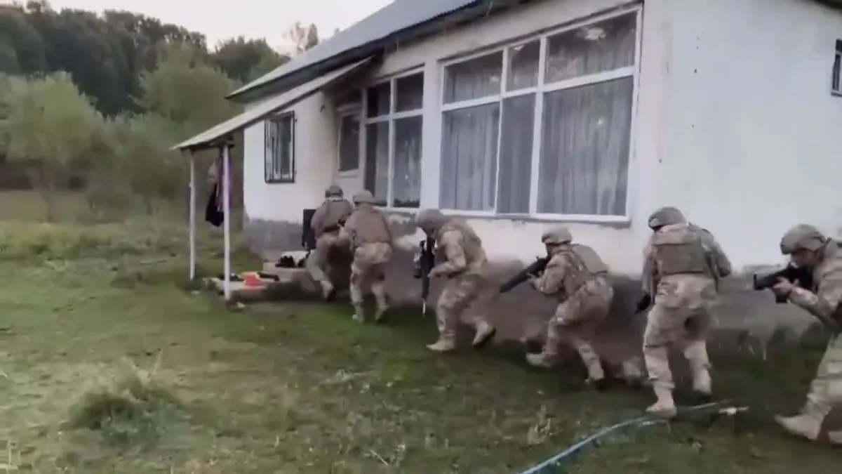 PKK'ya "Gürz-22" darbesi! 55 terör şüphelisi yakalandı