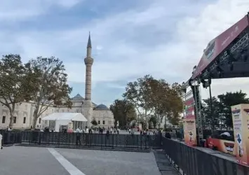 CHP'li İBB'nin konser alanı pes dedirtti! Beyazıt Camii'nin yanı başında kutlamalar yapılacak: Başka yer mi kalmadı?