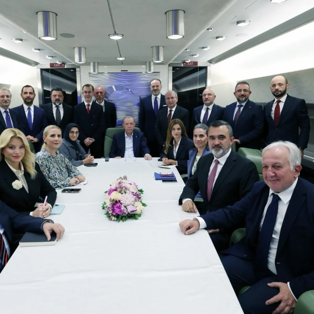 Başkan Erdoğan'dan Kırgızistan ziyareti dönüşünde net mesajlar: Barış için her türlü gayrete hazırız