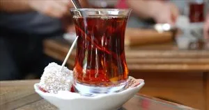 Çayı böyle içmek vücuda zarar veriyor!
