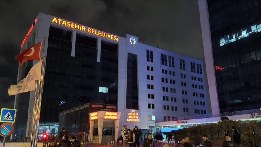 chpli-atasehir-belediyesine-yolsuzluk-operasyonu-belediye-baskani-gozaltina-alindi-1776468316336.jpg Fotoğraf (DHA)
