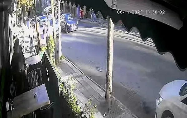 1699338809205.jpeg Esenyurt'ta ilginç olay! Yediler içtiler hesabı ödemeden kaçtılar - 1