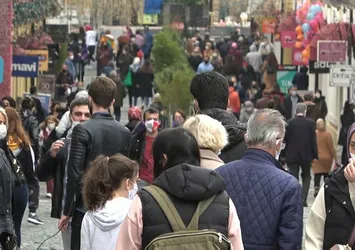 Koronavirüs aşısı hakkında flaş açıklama! Uzman isim o tarihi işaret etti