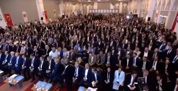 DEM’li Ahmet Türk’ten TBB seçimlerinde kayyum skandalı! AK Parti’den sert tepki geldi: Biz değil siz kınıyorsunuz