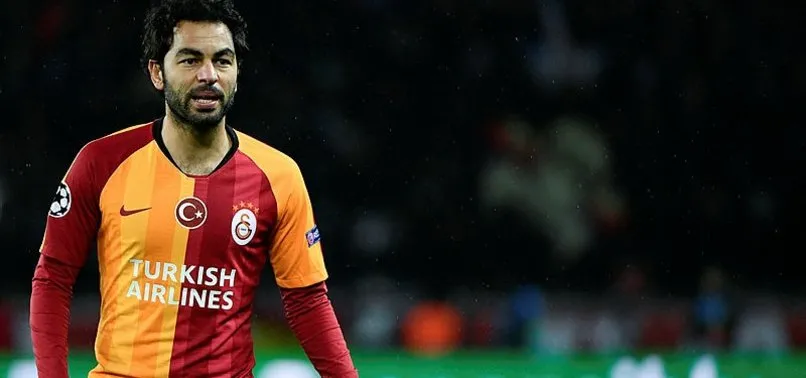 Galatasaraylı Selçuk İnan futbolu bıraktı