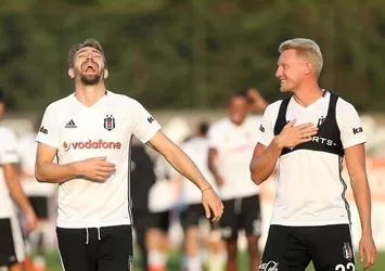 Beşiktaş, Caner Erkin'in tapusunu alıyor!