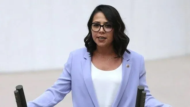 Son dakika: CHP İstanbul Milletvekili Sera Kadıgil Sütlü istifa etti! Yeni partisi belli oldu