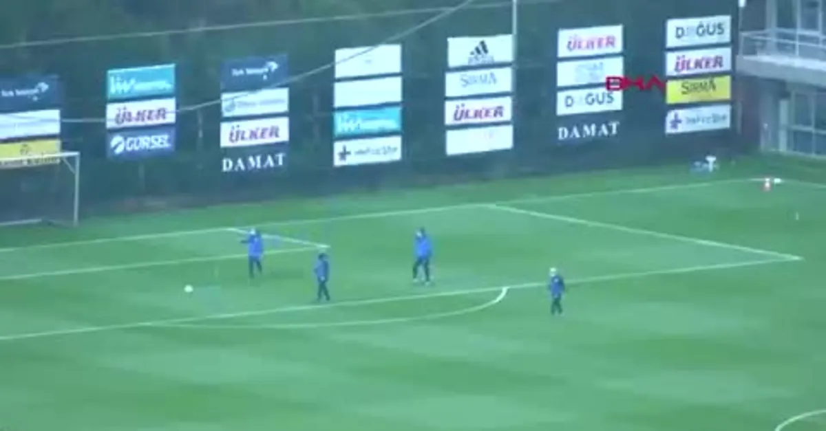 Fenerbahçe 45 gün sonra sahaya indi | Video