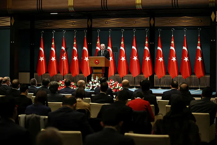 Başkan Erdoğan’dan Kabine Toplantısı sonrası önemli açıklamalar! Rusya ve Ukrayna için yeni adım