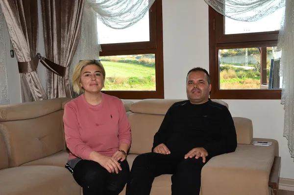 1673187114595.jpg Yangın mağduru Çetin ailesine yeni evlerinin anahtarını Başkan Erdoğan verdi! Hüseyin Çetin "yapılabileceğini düşünmemiştim" demişti - 4