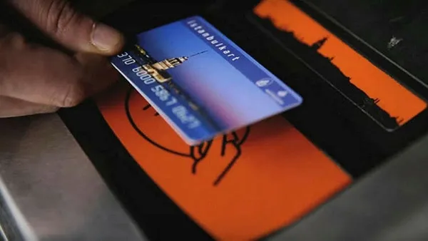 chpli-ibb-ucuz-ulasim-vaadini-yine-unuttu-istanbulkarta-yuzde-92-zam-1643946751009.jpeg CHP'li İBB ucuz ulaşım vaadini yine unuttu! İstanbulkart’a yüzde 92 zam - 3