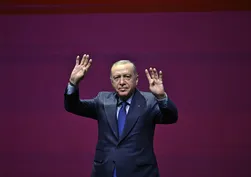 Başkan Erdoğan'dan Avrupa'daki Türk vatandaşlarına: "Sizleri kimsenin insafına bırakmayacağız"
