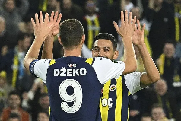 fenerbahcede-galatasaray-derbisi-oncesi-edin-dzeko-soku-idmana-cikmadi-1702904750276.jpeg Fenerbahçe'de Galatasaray derbisi öncesi Edin Dzeko şoku! İdmana çıkmadı - 1