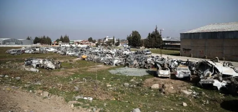 Hatay’daki ‘araç mezarlığı’! İşte büyük yıkımın izleri
