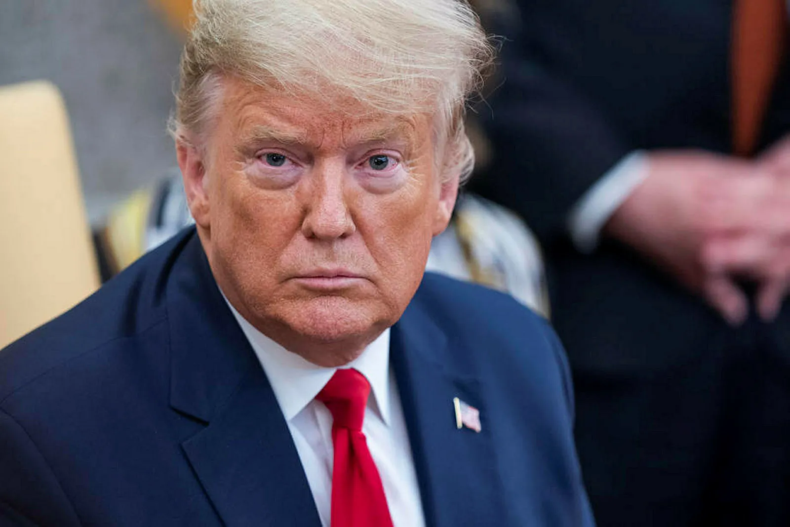 Trump'tan koronavirüs aşısını geliştiren bilim adamlarına para teklifi iddiası