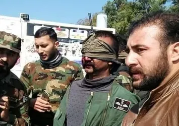 Pakistan Hindistan geriliminde son dakika! Hintli pilotun görüntüleri yayınlandı
