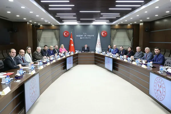 son-dakika-hazine-ve-maliye-bakani-nureddin-nebati-eytnin-butceye-maliyetini-acikladi-1675315267300.jpg Son dakika: Hazine ve Maliye Bakanı Nureddin Nebati EYT'nin bütçeye maliyetini açıkladı - 1