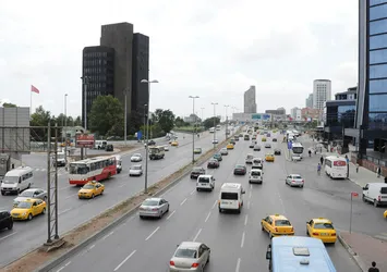 Sürücülere 'plakaları yenileyin' uyarısı
