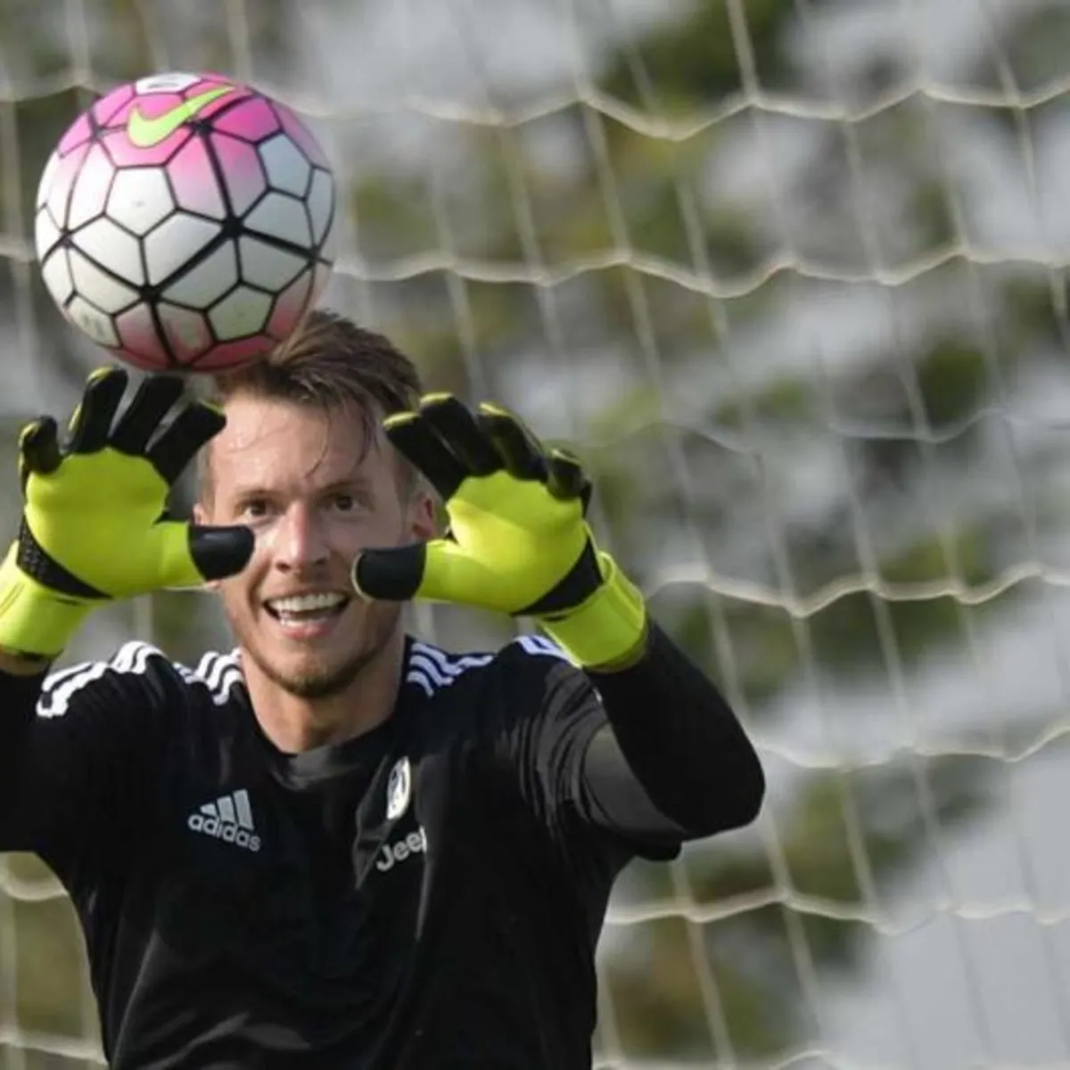 Neto yeniden Juventus’ta: Sözleşme süresi açıklandı