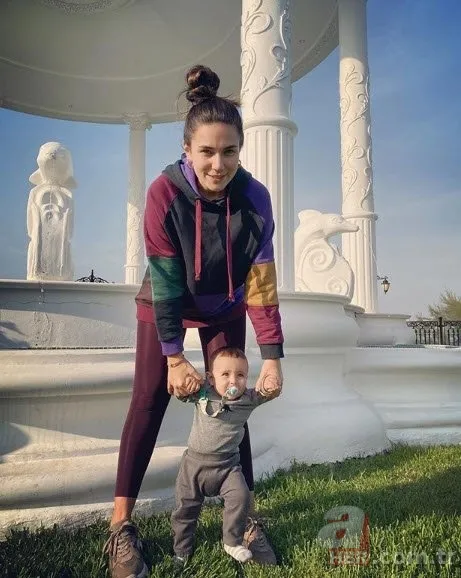 Azra Akın ve Atakan Koru oğullarının birinci yaş gününü partiyle kutladı 12
