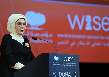 Emine Erdoğan Yörük kızı Emine için elini uzattı! Toroslar'ın kardeleni Emine'ye duygusal mesaj
