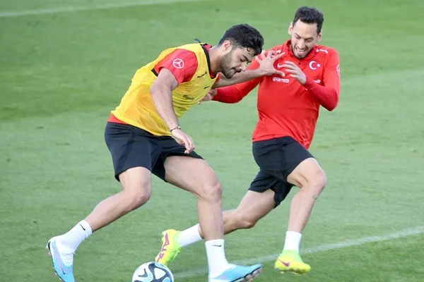 Son dakika: A Milli Futbol Takımı’nda değişiklik