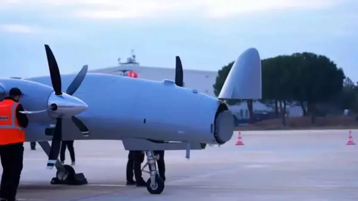 Bayraktar AKINCI TİHA, ASELSAN’ın Murad 100-A AESA radarı ile ilk test uçuşunu gerçekleştirdi