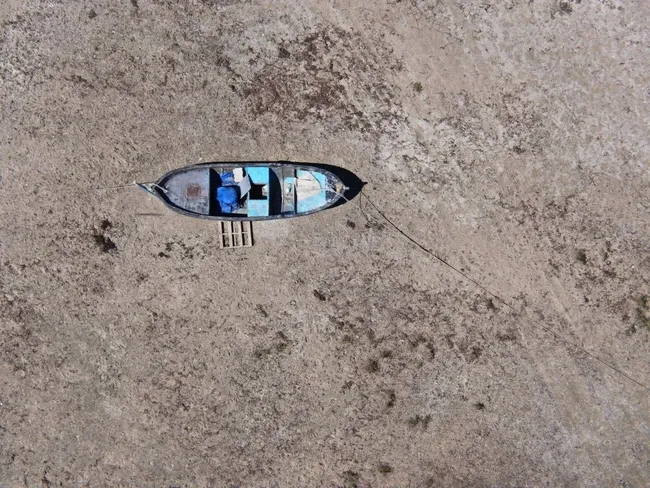 İstanbul’un barajları alarm veriyor! Sabah 'drone’undan korkutan su manzaraları - 4