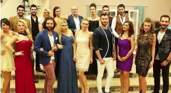 Kısmetse Olur ne zaman başlıyor? Kısmetse Olur Aşkın Gücü hangi kanalda? Yeni sunucusu modaya veda etti!