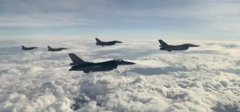 Son dakika: Yunan jetlerinden Ege'de taciz! MSB duyurdu: Gerekli karşılık verildi