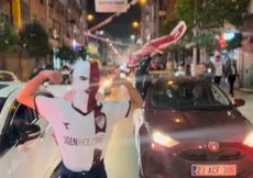 Elazığspor taraftarlarından şampiyonluk kutlaması