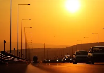Türkiye bayramda yollara düştü