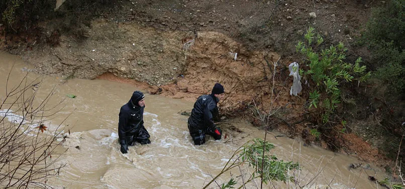 Son dakika: İzmir'deki sel felaketinden acı haber geldi: İki kişinin cansız bedenine ulaşıldı